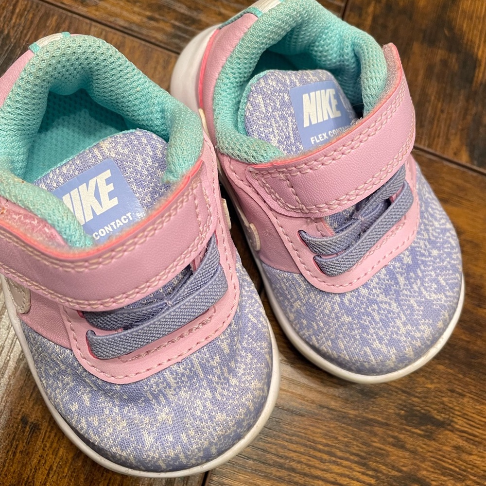 Baby Nike Shoes - Boy Girl - Picture 2 of 7